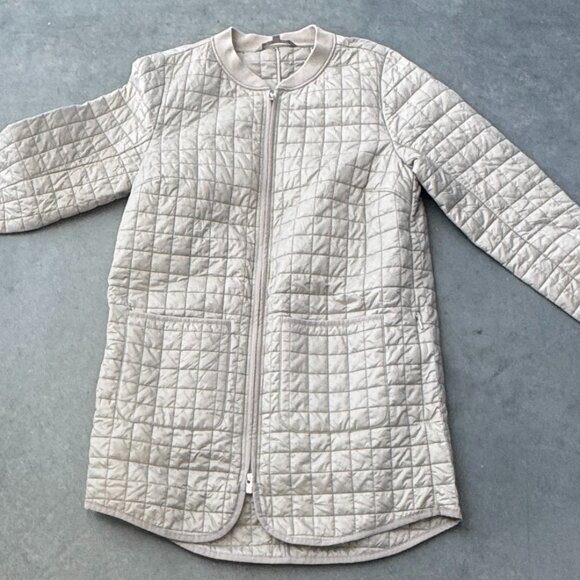 Athleta Jackets & Blazers - Athleta Quilted Jacket Coat Womens Medium Light Gray Full Zip Longline